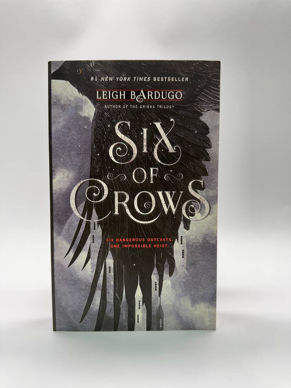 K. Eng. Six of crows / Leigh Bardugo