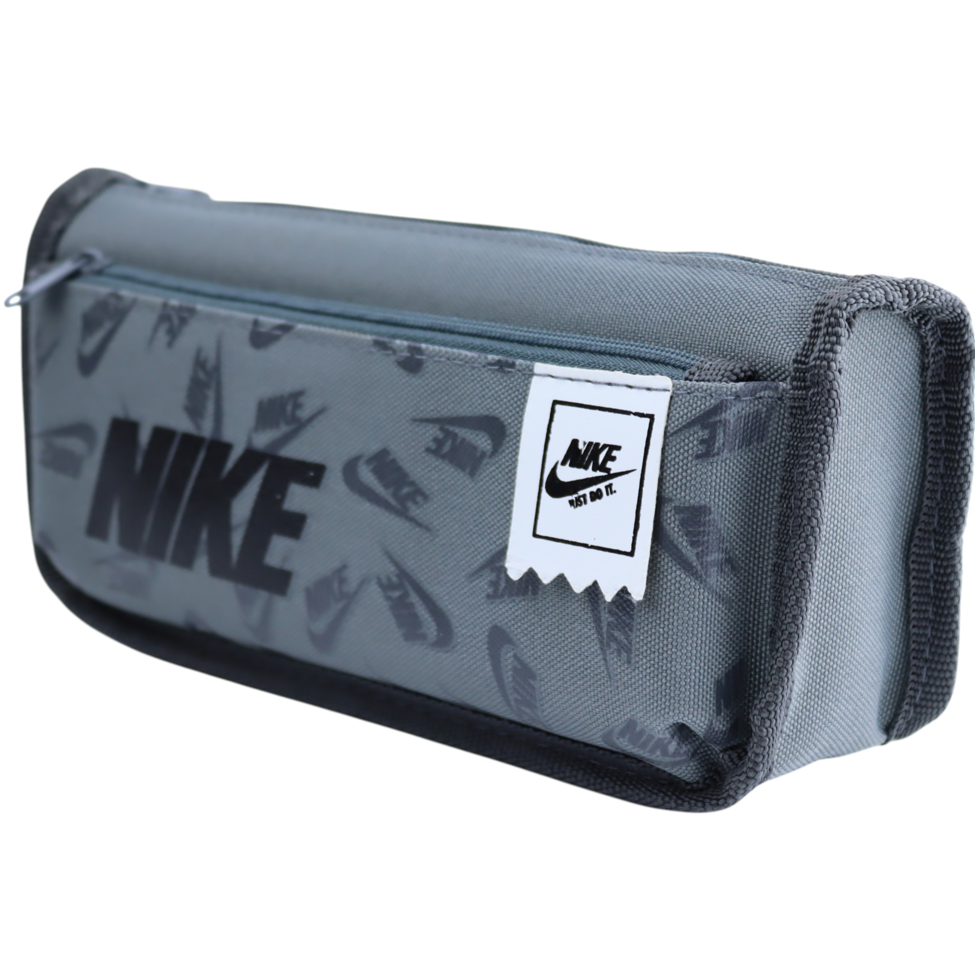 Penal / Nike 5841
